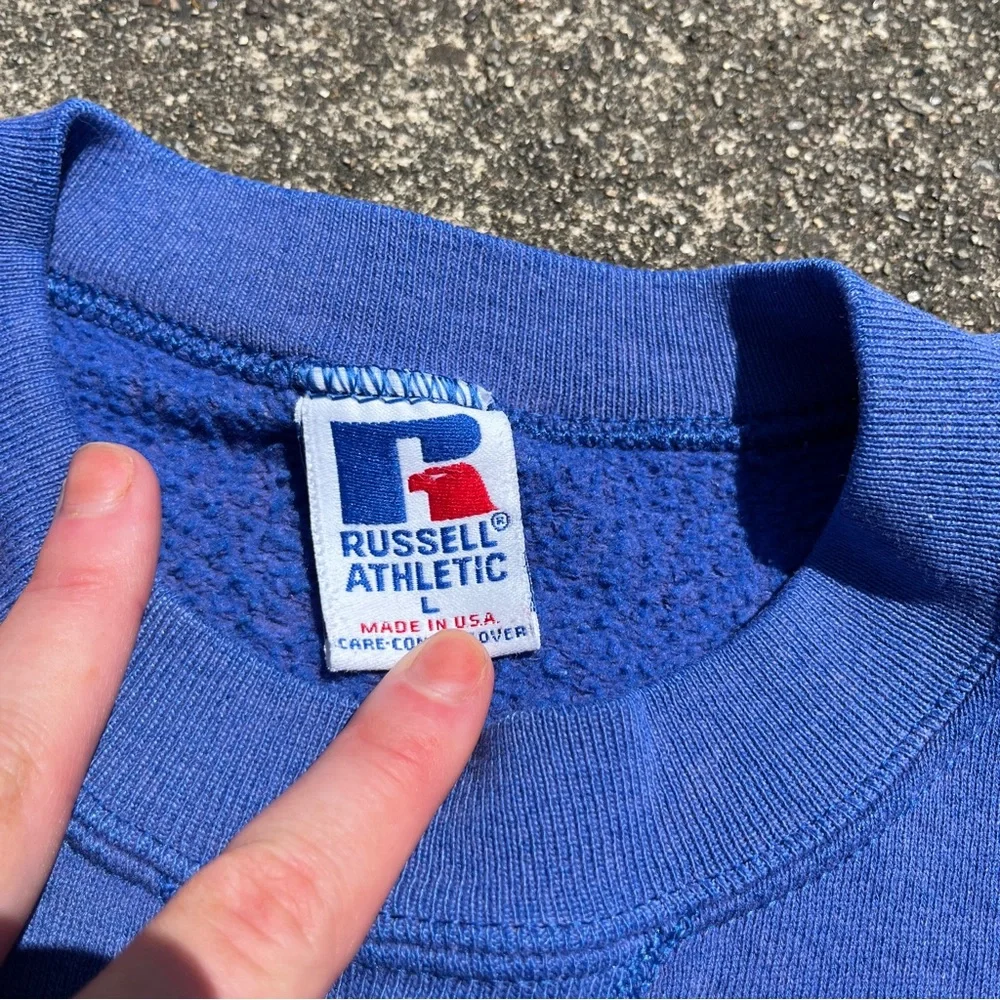 Vintage Blue Russel Athletics Crewneck Blank Sweatshirt Size Large distressed - Picture 5 of 7